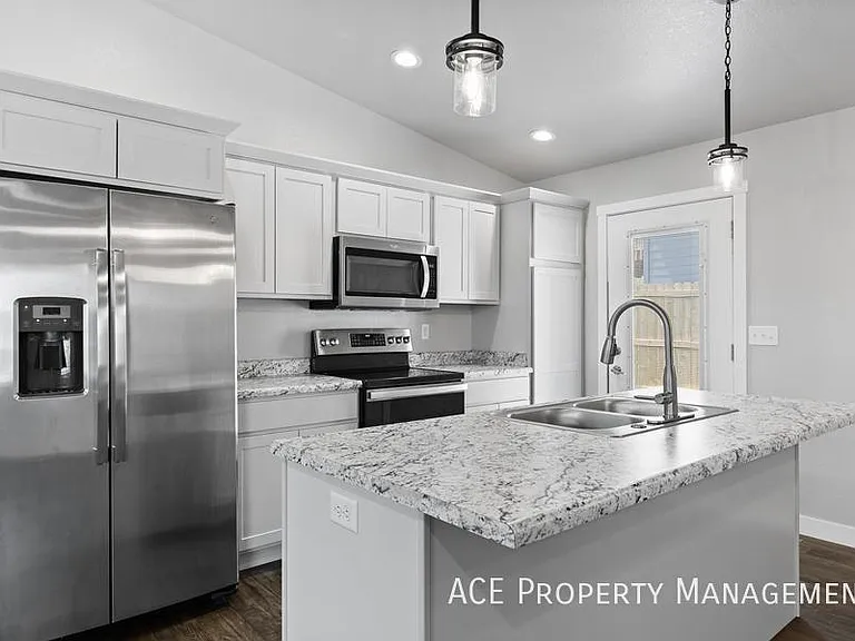 5319 Coal Bank Dr — Photo 1