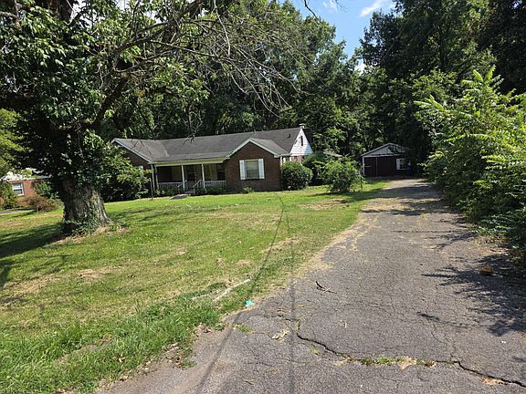 2nd image of 413 Moss Trl
