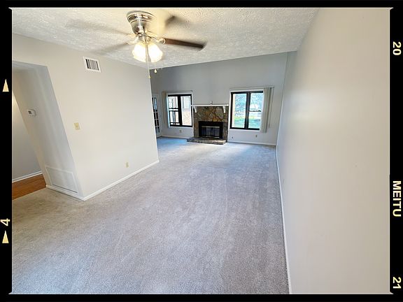 5th image of 9529 Hidden Oak Way #5B