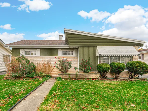 839 N Craig Pl, Addison, IL 60101