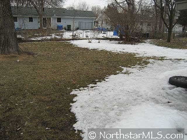 2nd image of 7740 Sugarloaf Trail