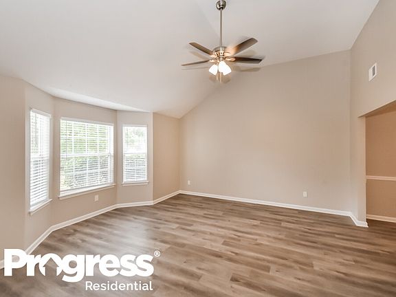 5th image of 3178 Lower Creek Dr