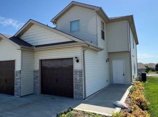 8076 SW 4th St, Blue Springs, MO 64014