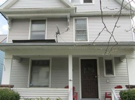 518 S. Goodman Street, C