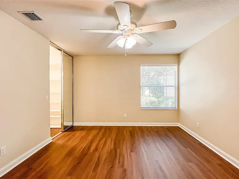 11830 Delfina Ln — Photo 20