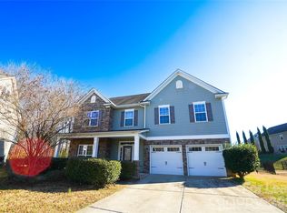 5904 Stirlingshire Ct, Charlotte, NC 28273