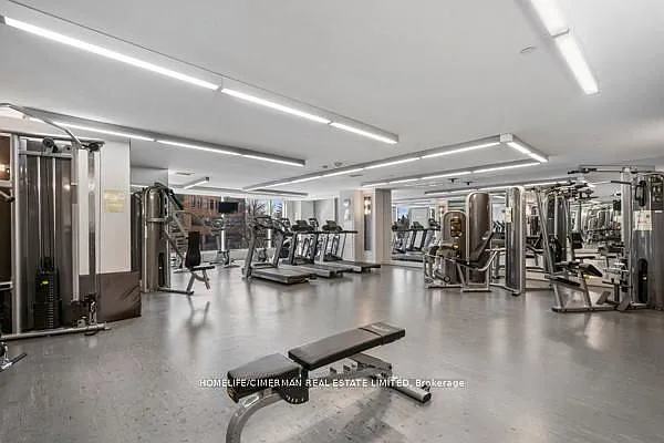 9088 Yonge St #901A — Photo 11