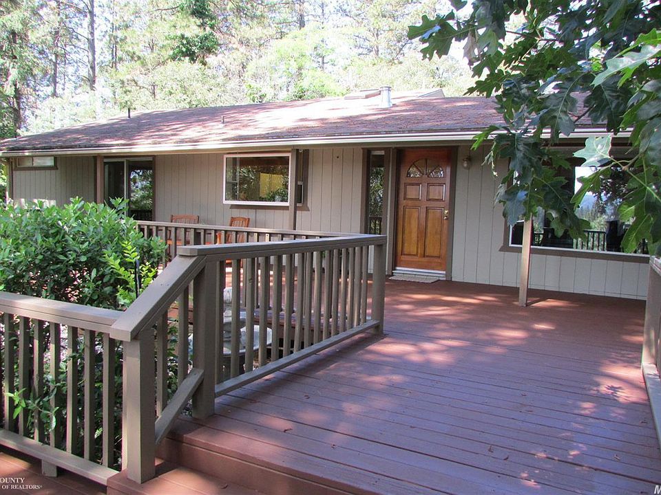 2nd image of 20265 Panorama Ln