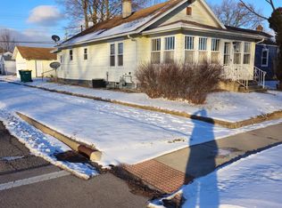 626 W Broadway St, Mishawaka, IN 46545