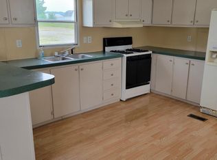 32870 Waverly St #38, La Grange, MO 63448