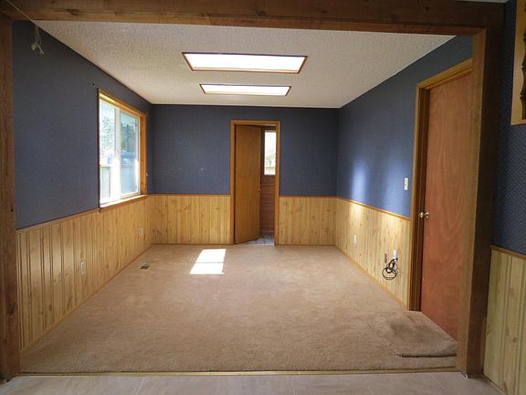 Family room with skylight