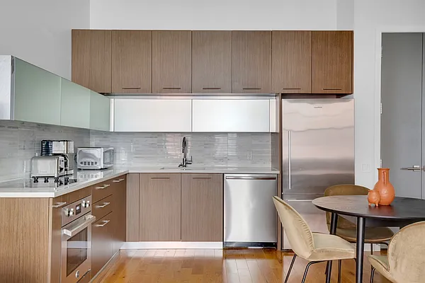 Rented by Zjama Realty Corp | media 1