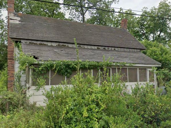 414 Lilly St