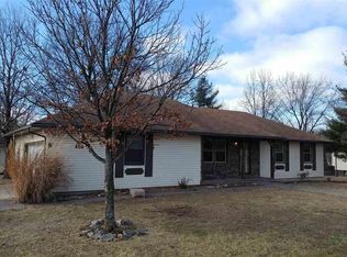 1603 Briarcliff Dr, Clinton, MO 64735