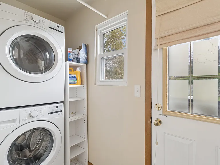 3 Meadowgrass Ln — Photo 23