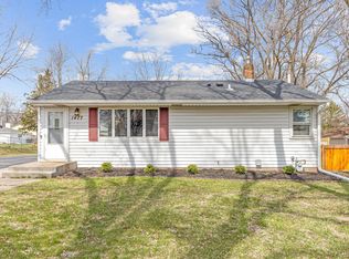 1477 Grandview Ave E, Maplewood, MN 55109