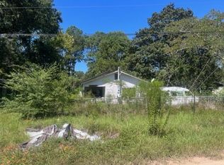 1304 S Railroad Ave, Shepherd, TX 77371