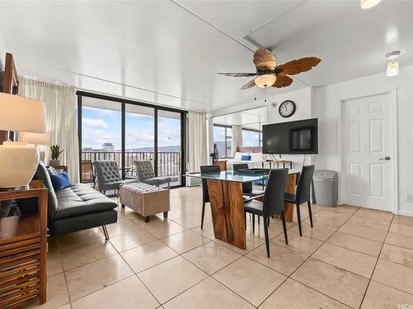 201 Ohua Ave #Makai3106, Honolulu, HI 96815