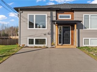56 Delta St, Moncton, NB E1K0A4
