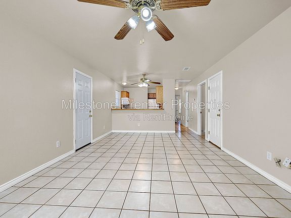 4th image of 1025 Rice St #102