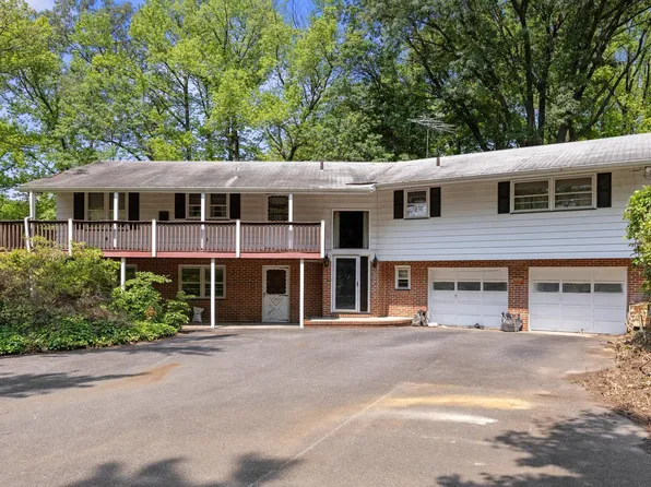 49 Clover Ave, Gloucester City, NJ 08030
