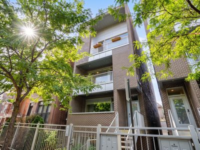 1536 W Walton St #1, Chicago, IL, 60642