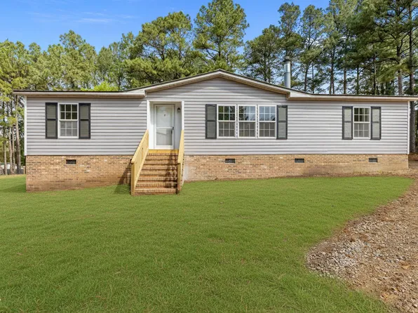 10 Sanatra Dr, Cameron, NC 28326
