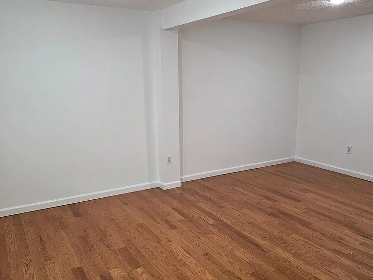 52 Chins Ct — Photo 27