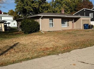 211 SW 8th St, Aledo, IL 61231