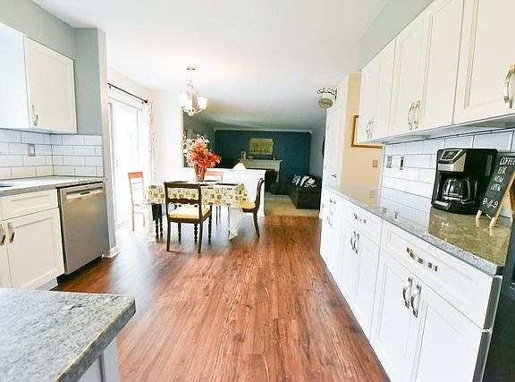 3rd image of 2345 Woodcreek Pl