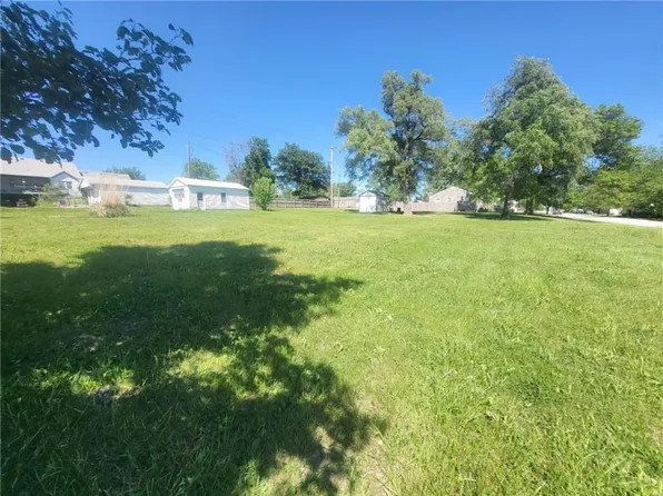 123 N 8th St, Union Star, MO 64494