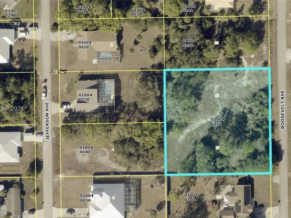 17 Roosevelt Ave, Lehigh Acres, FL 33936