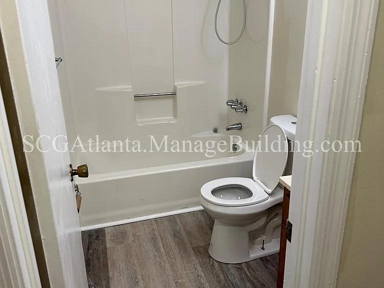 200 Pinehurst Dr — Photo 5