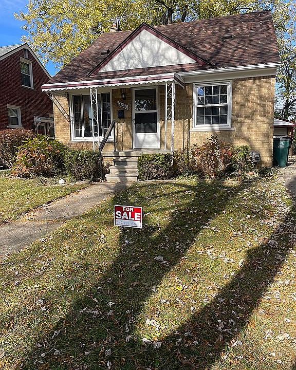 1st image of 14040 Hart Ave