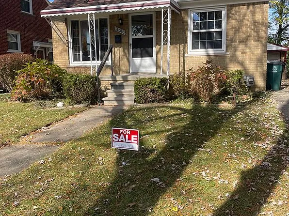 14040 Hart Ave, Oak Park, MI 48237