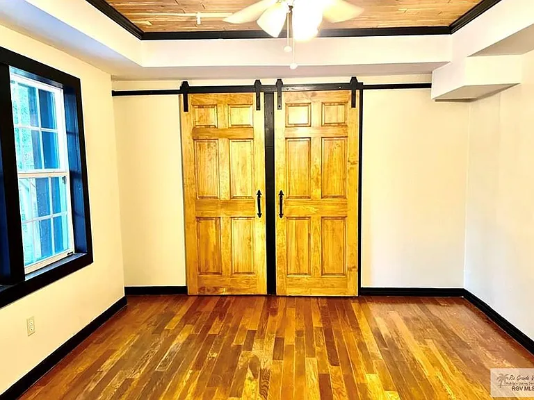 1010 W Madison Ave #A — Photo 8