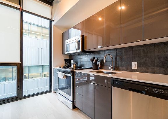 2nd image of 311 Hargrave St #501