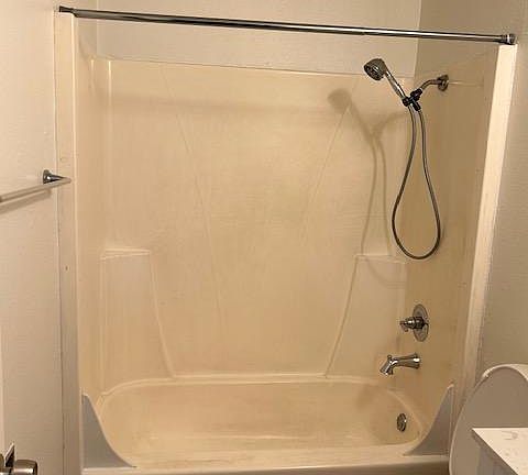 5th image of 3323 E 21st St APT 8