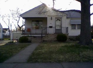 416 5th St, Wood River, IL