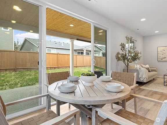 5th image of 6610 Seaglass Avenue SE