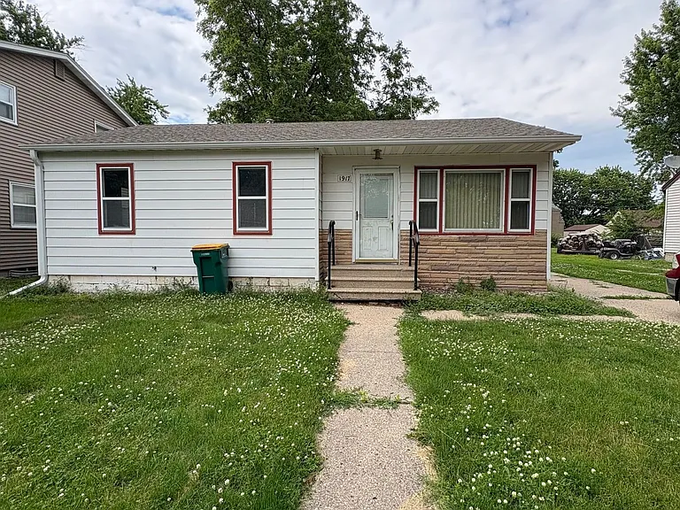 1917 Bimelich Ln — Photo 1