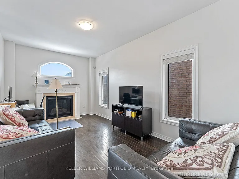301 Oberfrick Ave — Photo 16
