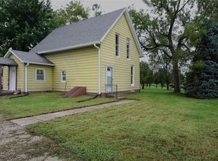 1624 S 4th Ave, Winterset, IA 50273