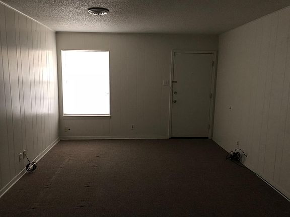 4th image of 2040 Menard Hwy APT 3