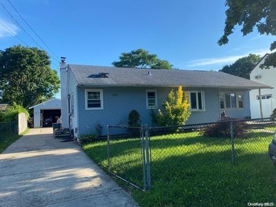 12 Belgrave, Bay Shore, NY, 11706