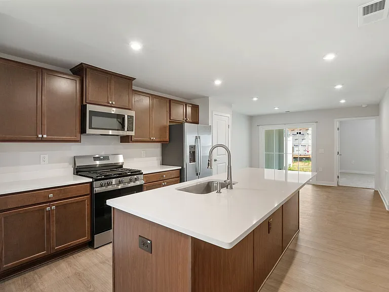 644 Pasture Ridge Rd — Photo 5