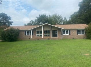 1565 Old Switzer Rd, Woodruff, SC 29388