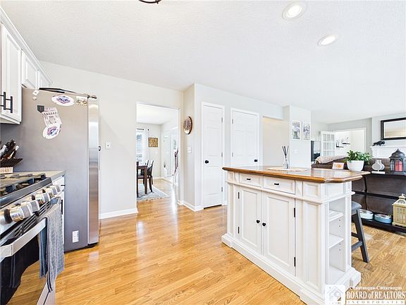 4th image of 5890 Pinehurst Ct