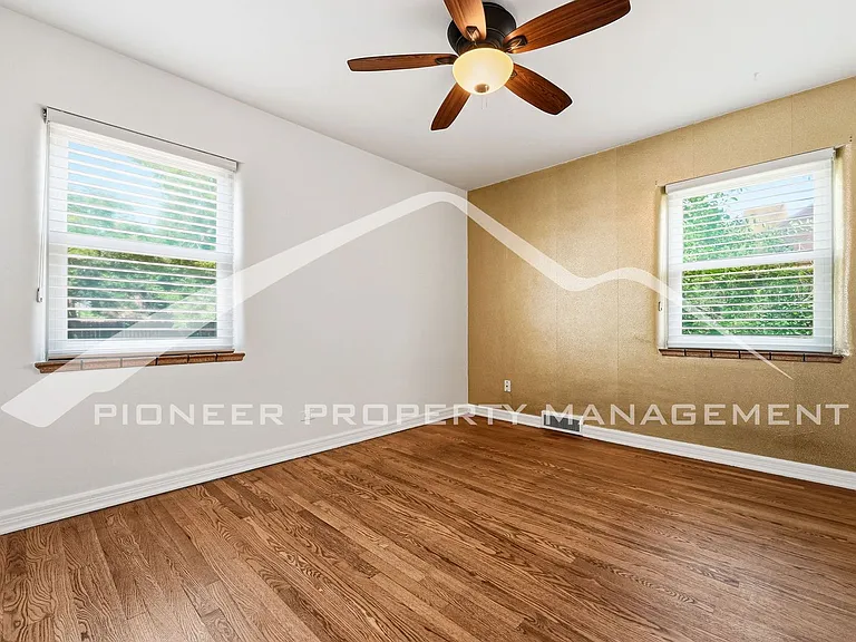 4717 W 31st Ave — Photo 12