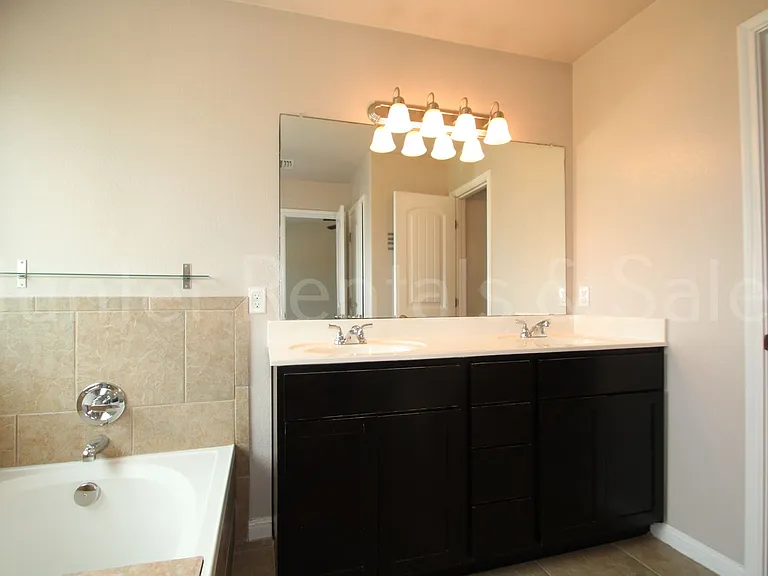 2704 Uvero Alto Dr — Photo 15